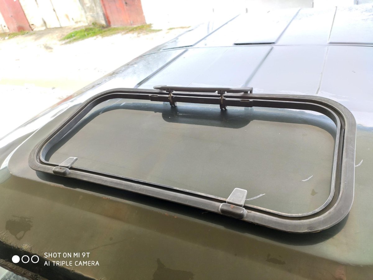 Люк от газели на УАЗ 469