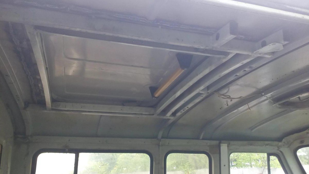 Люк на УАЗ Буханка