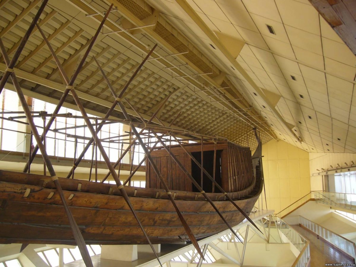 Музей солнечной ладьи пирамиды Хеопса