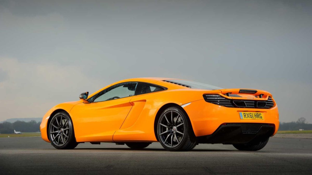 MCLAREN mp4-12c