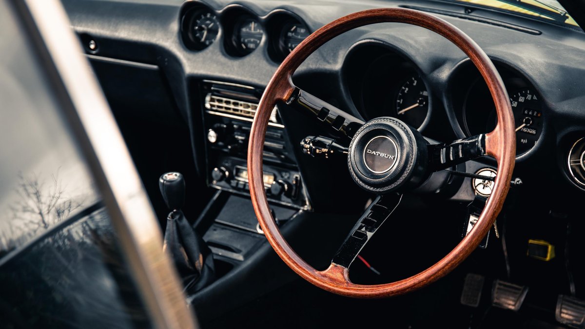 Nissan 240z Interior