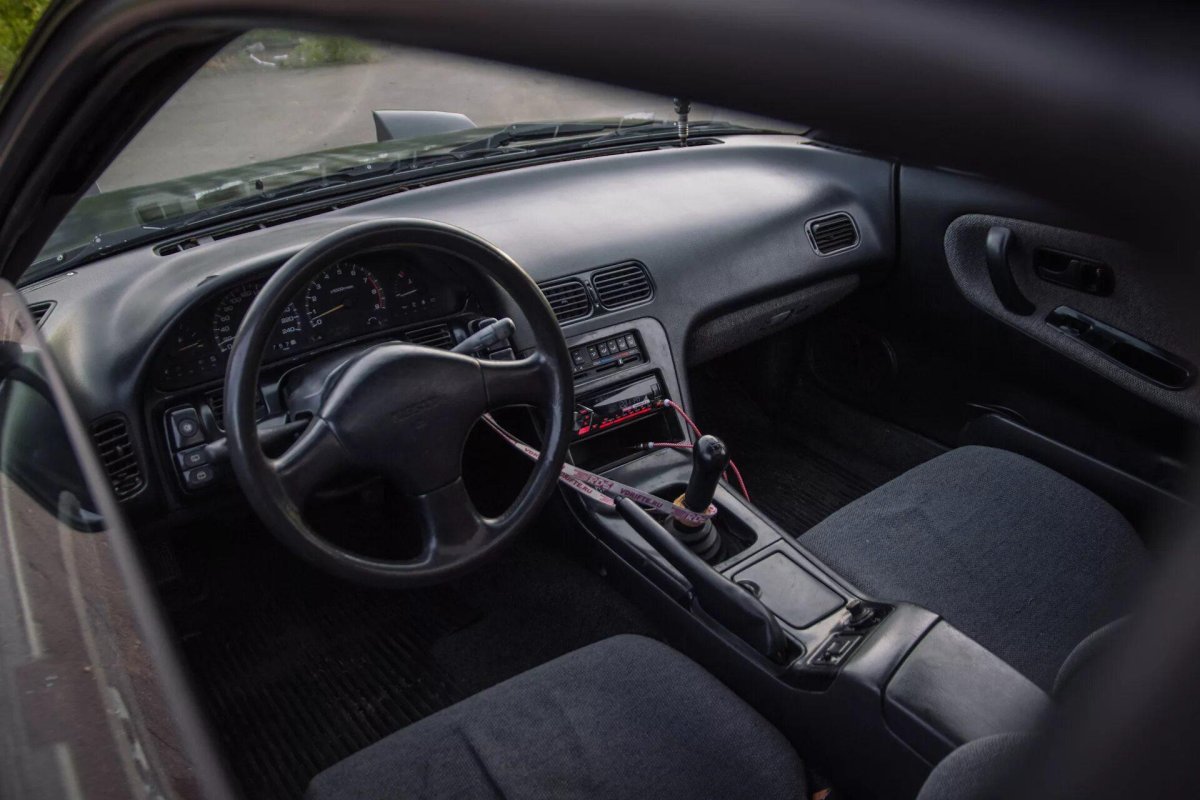 Ниссан 240sx салон