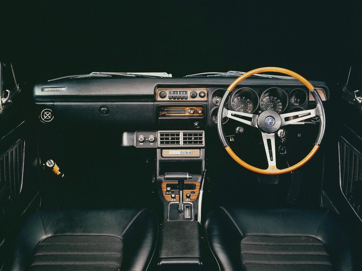 Nissan Skyline c10 салон
