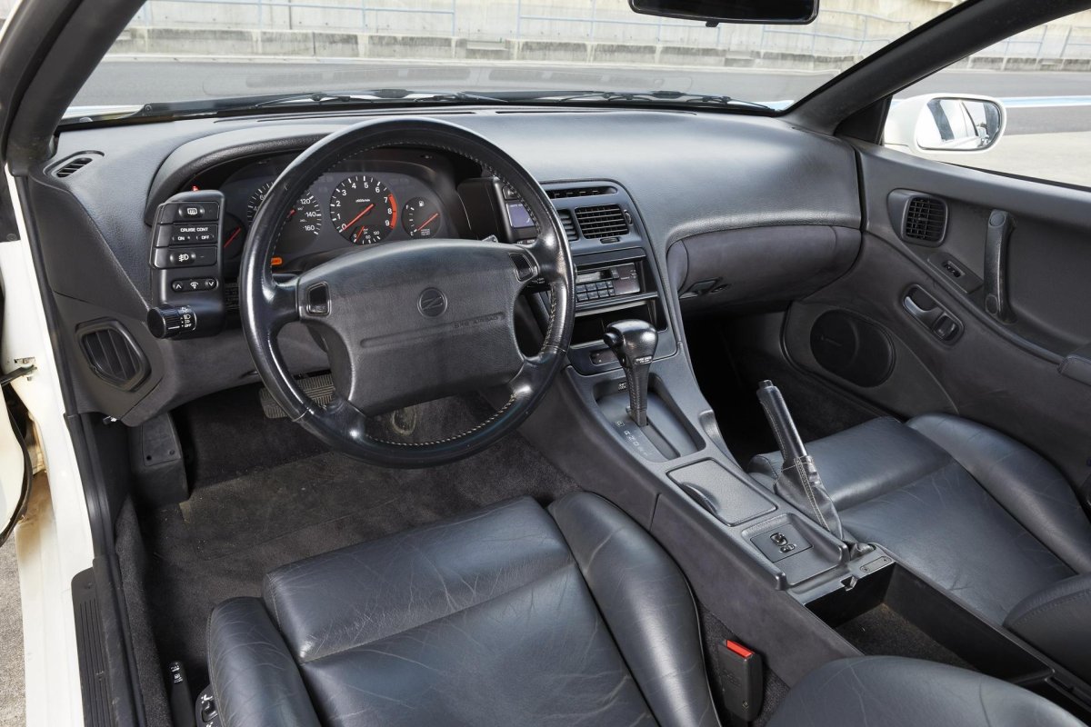Nissan 300zx салон