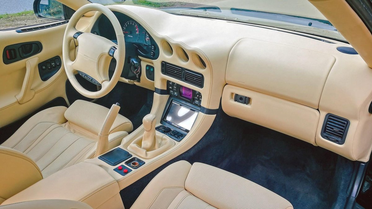 Мицубиси 3000 gt салон