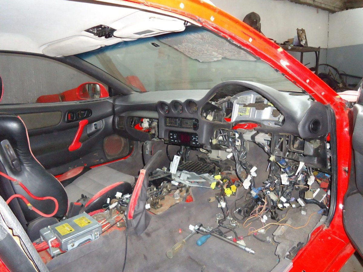 Mitsubishi GTO салон