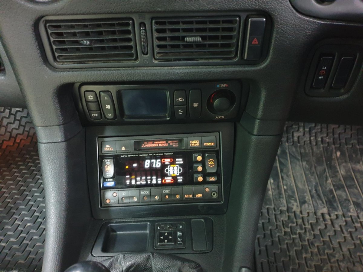 Магнитола Митсубиси GTO