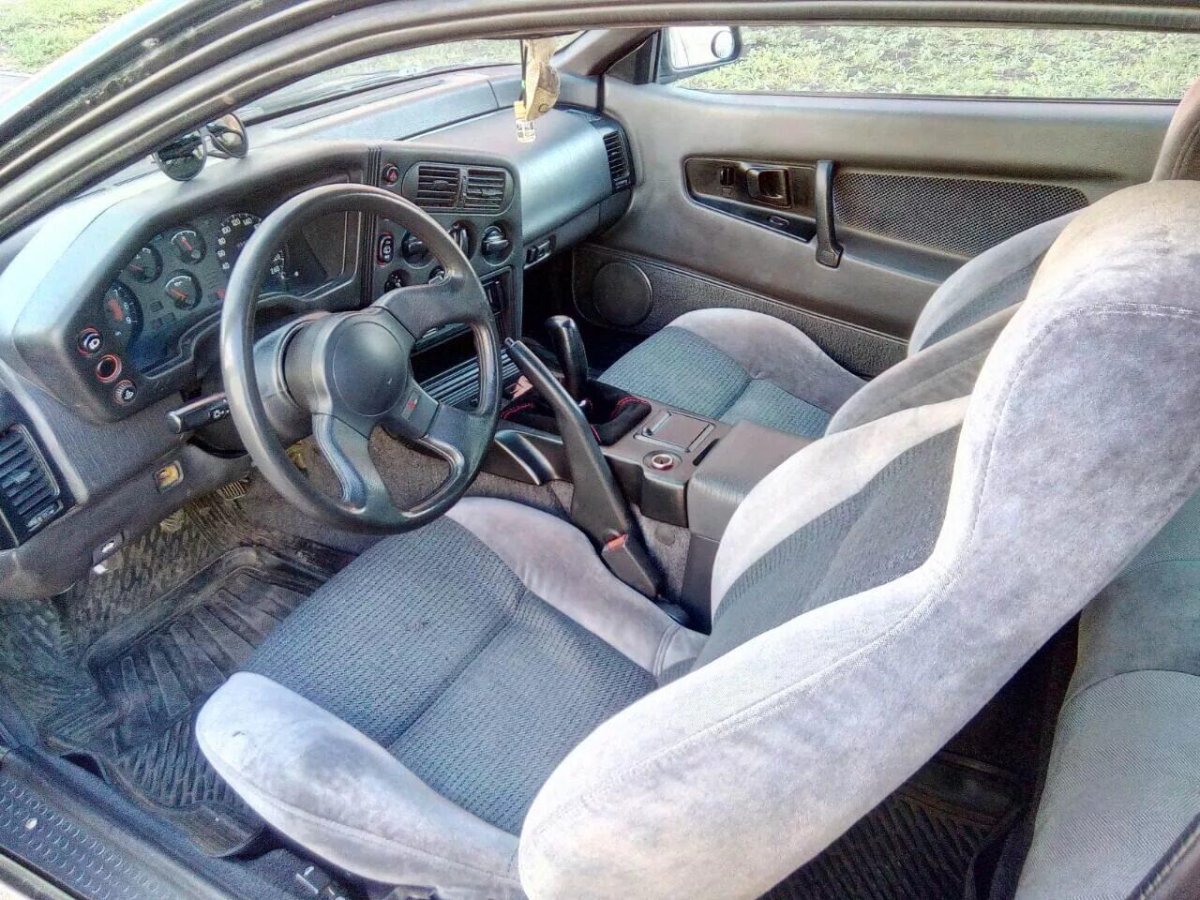 Mitsubishi Eclipse 1992 салон