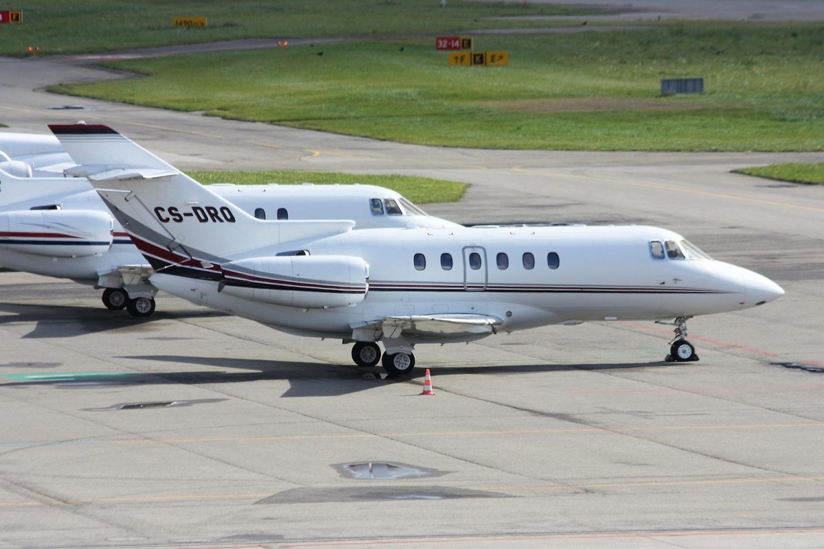 Hawker 800xp