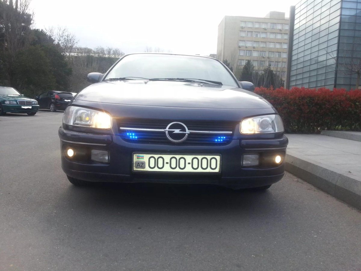 Противотуманные фары Opel Omega b