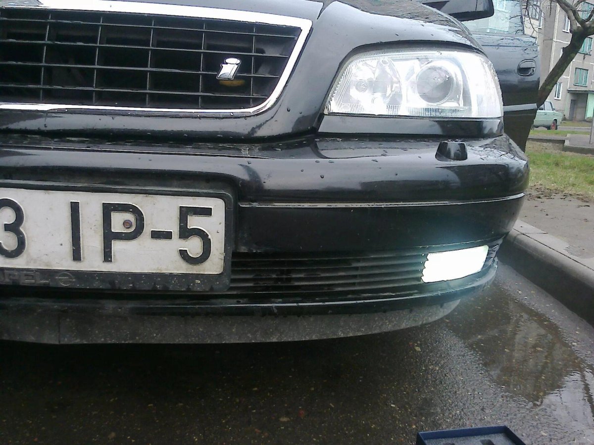 Противотуманные фары Opel Omega b Рестайлинг