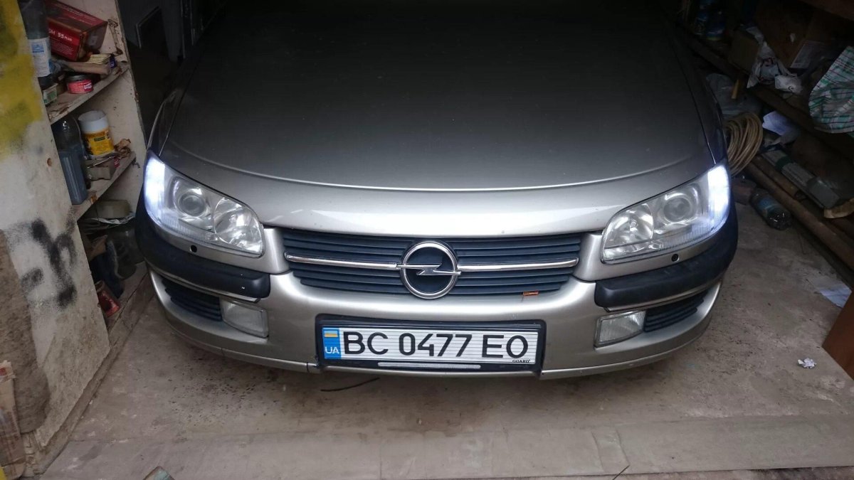 Ходовые огни Opel Vectra b