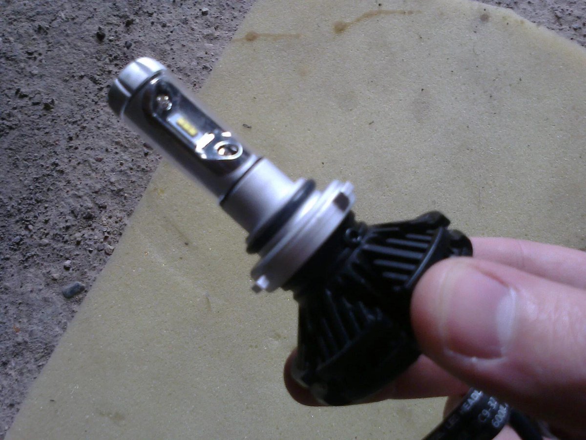 Лампы led в противотуманки Опель Вектра б