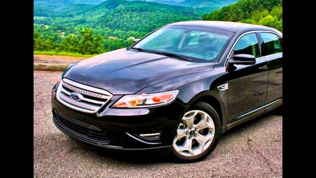 Форд седан Таурус