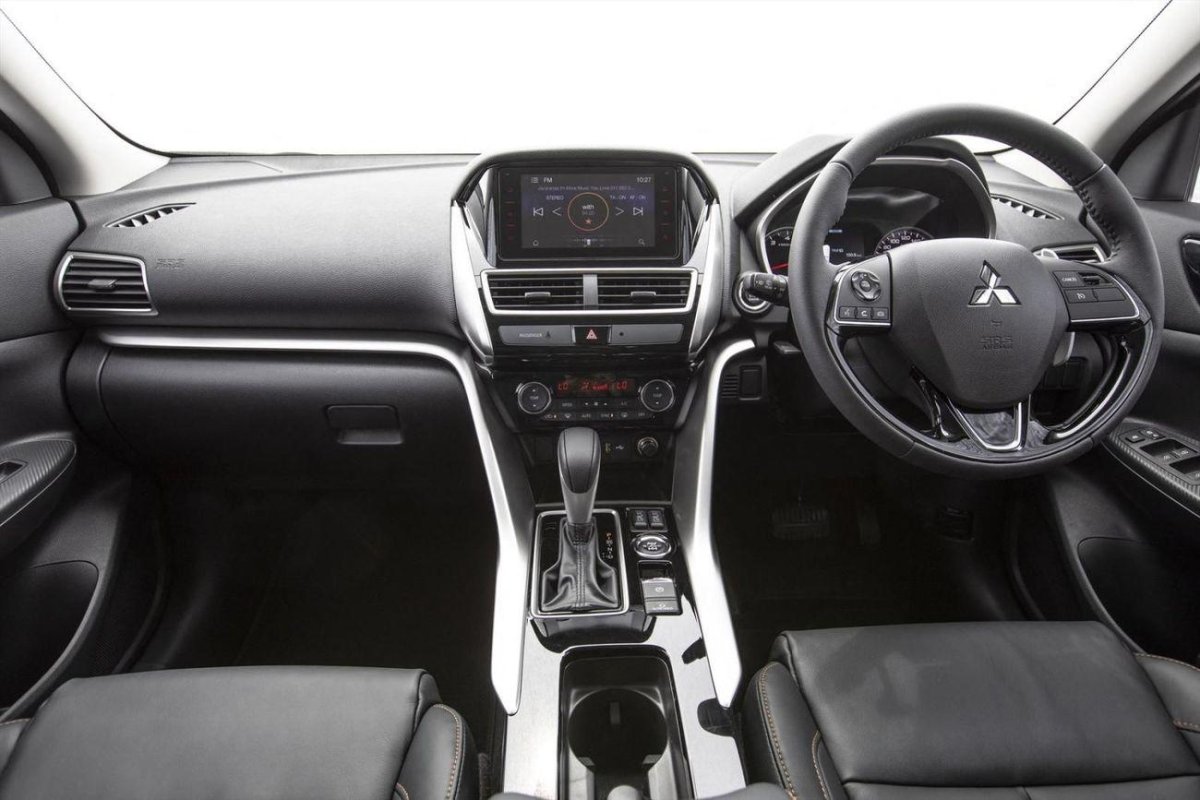 Митсубиси Эклипс кросс 2019