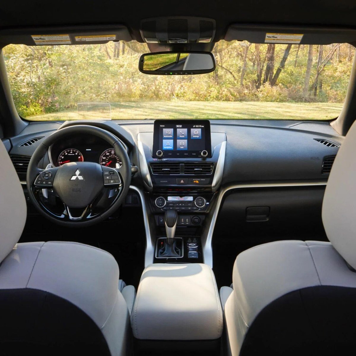 Мицубиси Эклипс кром 2022