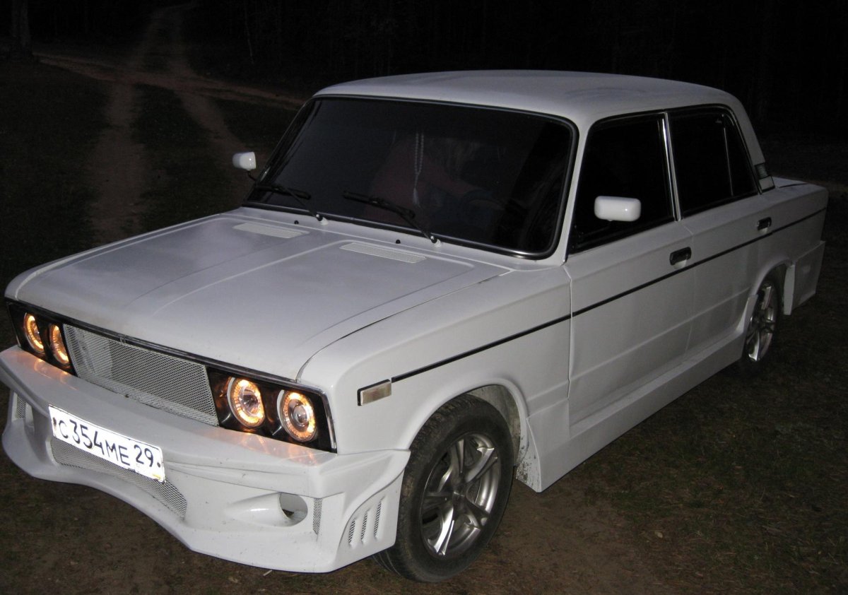 ВАЗ 2106 белая тюнингованная