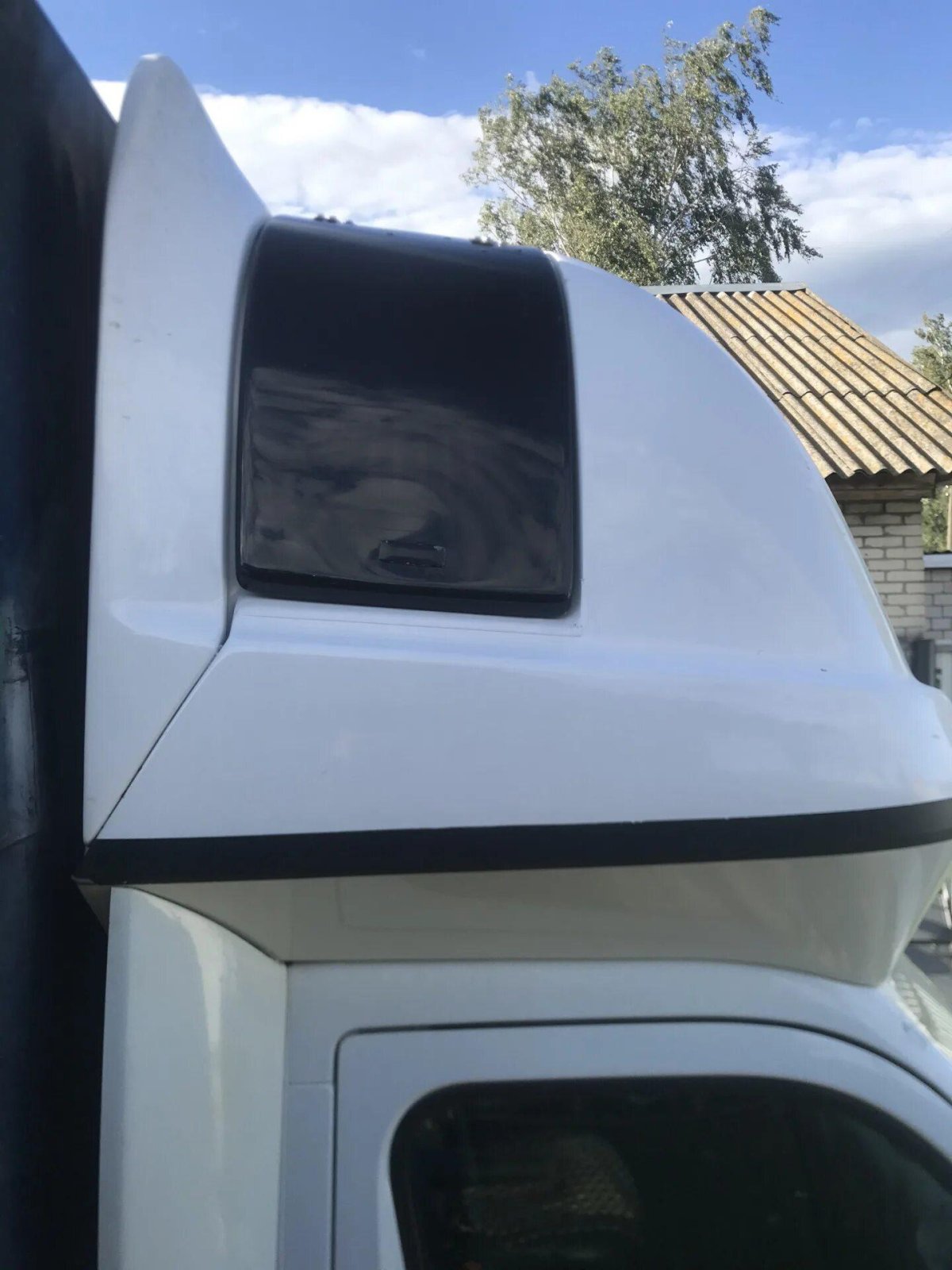 Форточка в спальник автобуса