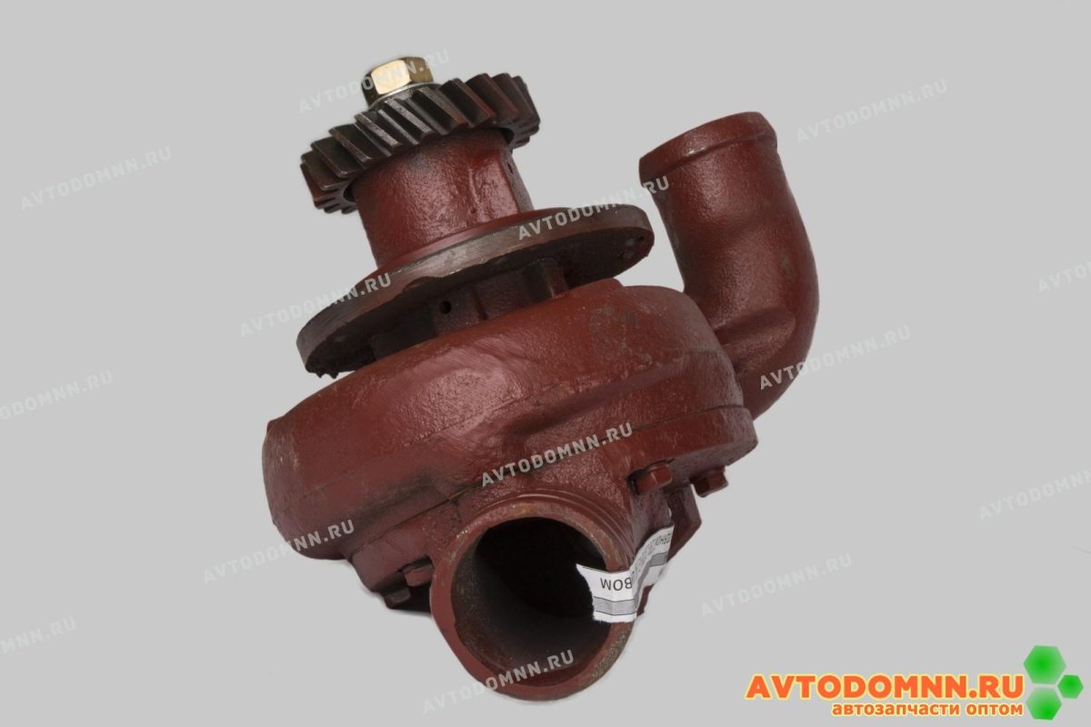 Насос водяной 130-1307009-б3 (помпа)со шкивом эпк5049 Магнат