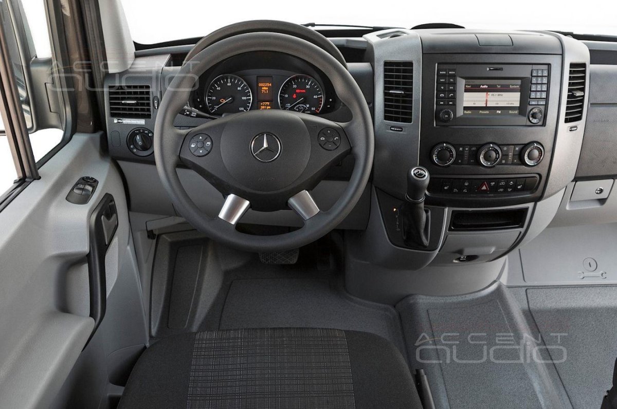 Mercedes Benz Sprinter 2014 салон