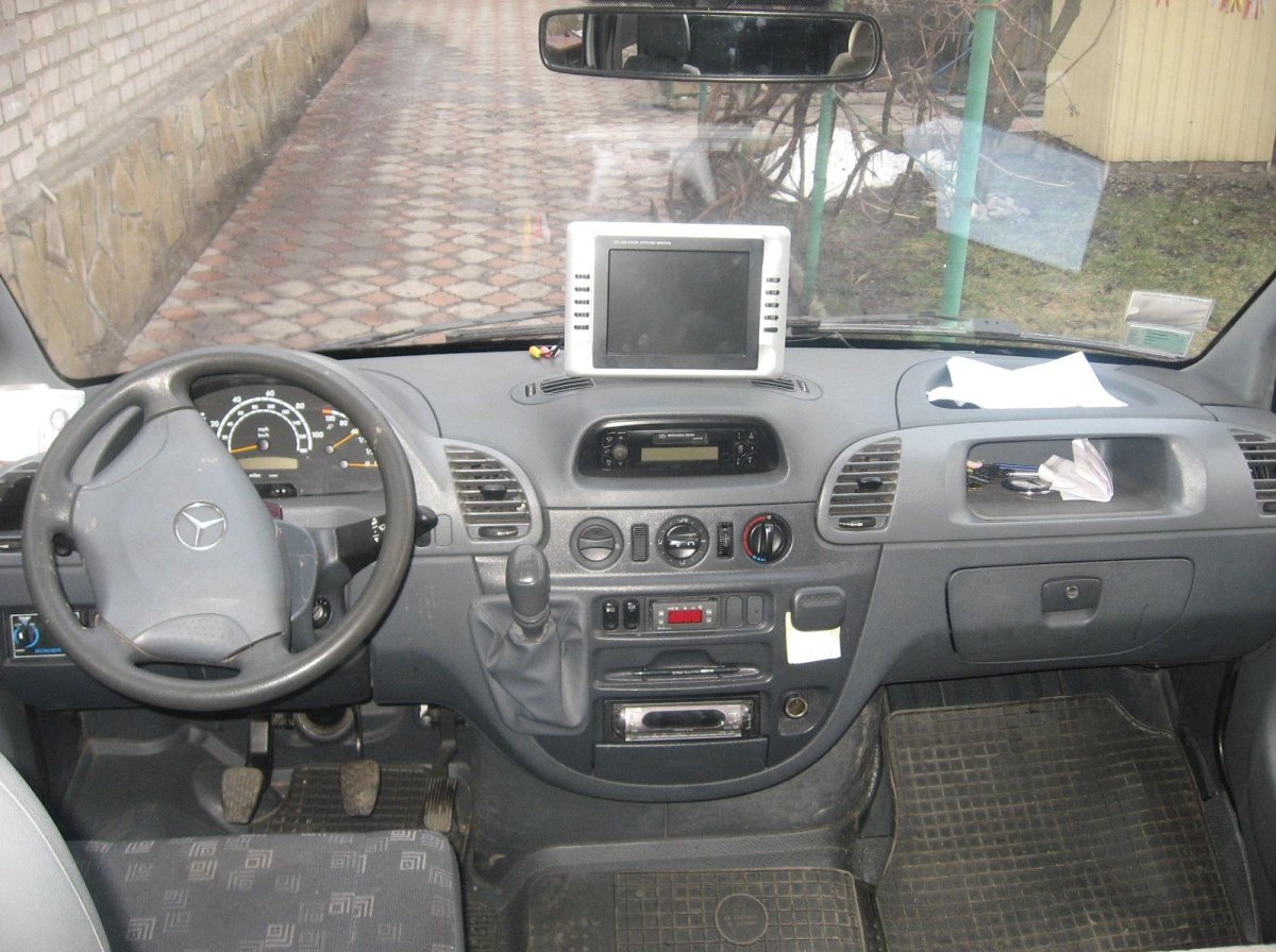 Mercedes Benz Sprinter 2008 салон
