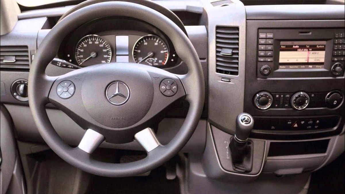 Mercedes Sprinter 906 салон