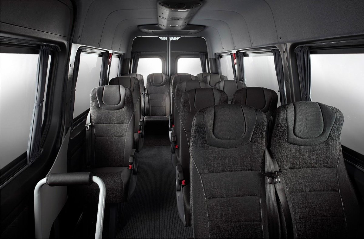 Мерседес Спринтер 2021 салон