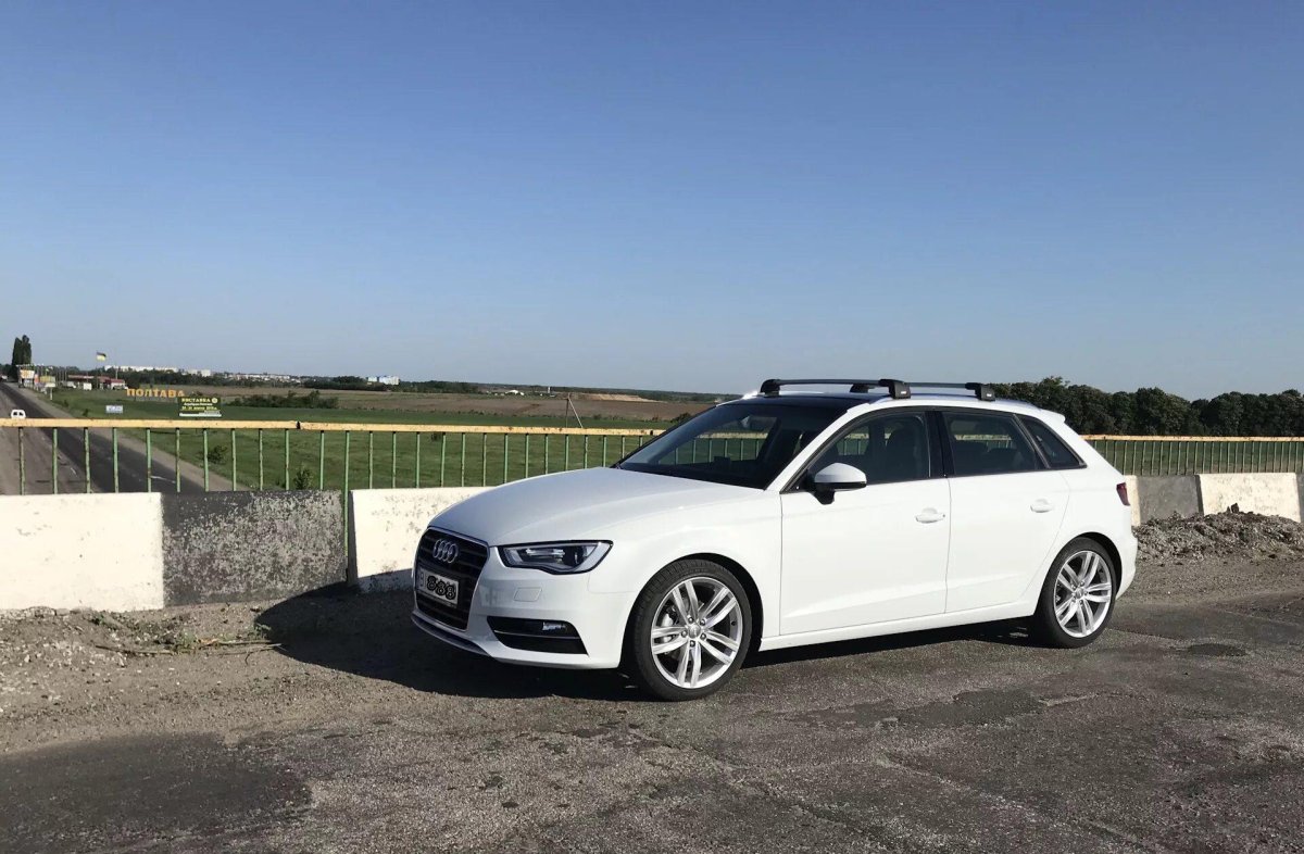 Audi a3 Sportback r17 OEM диск