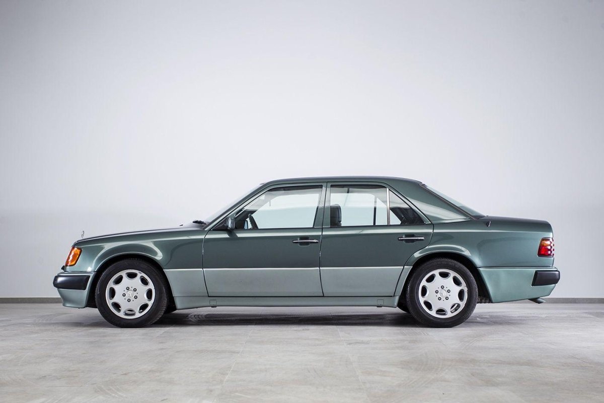 Mercedes Benz w124 e500