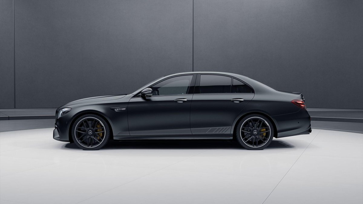 Mercedes Benz e63s AMG