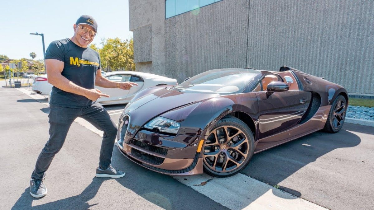 Бугатти Мэнни Хошбин