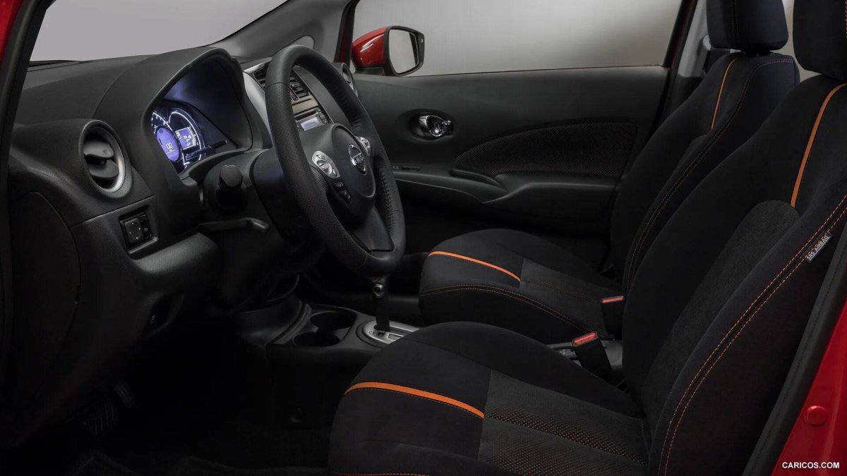 Ниссан ноут 2015