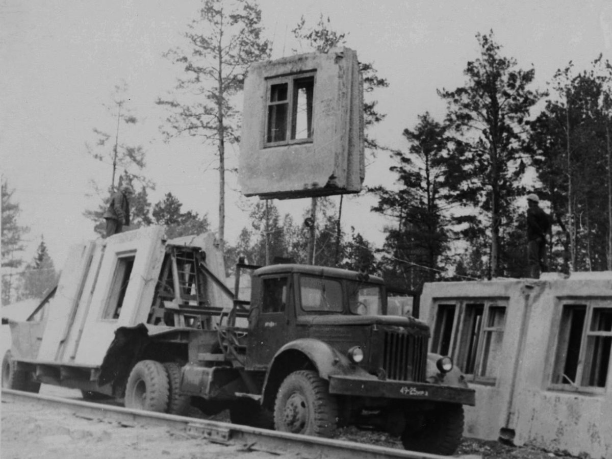 МАЗ 502 лесовоз