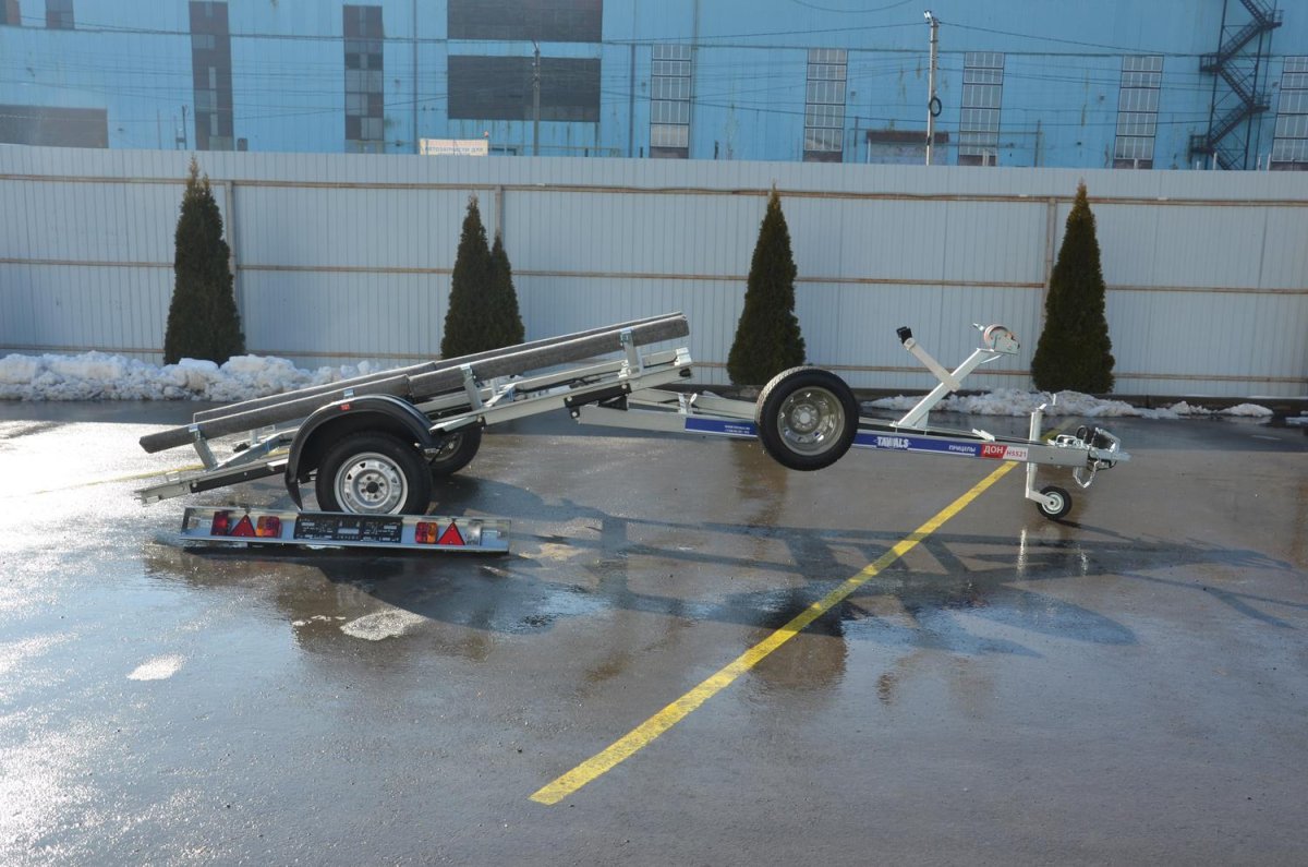 Лодочный прицеп Дон 3517