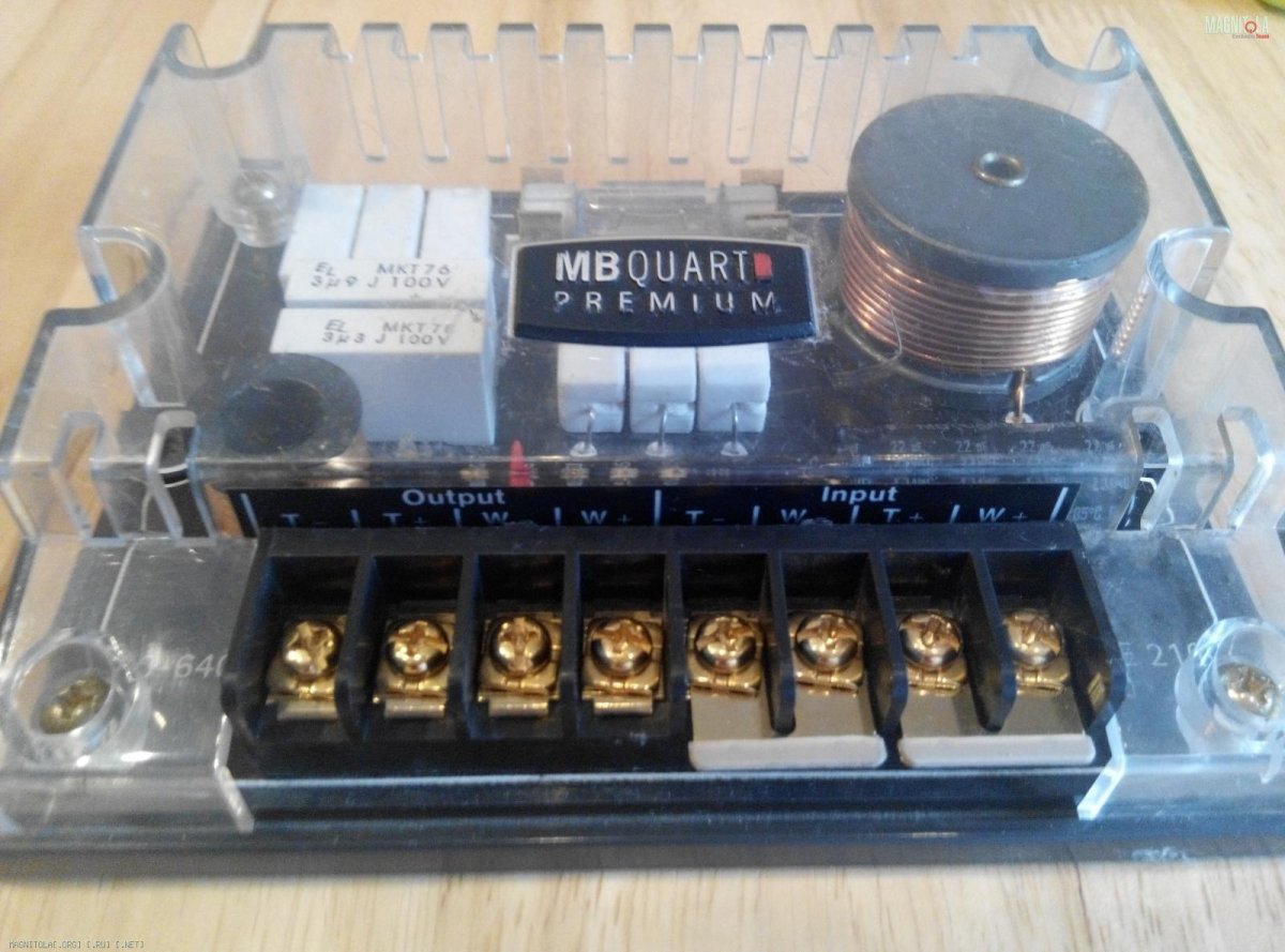 Кроссовер MB Quart 216