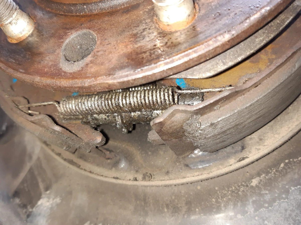 Land Cruiser Prado 120 тросов ручника