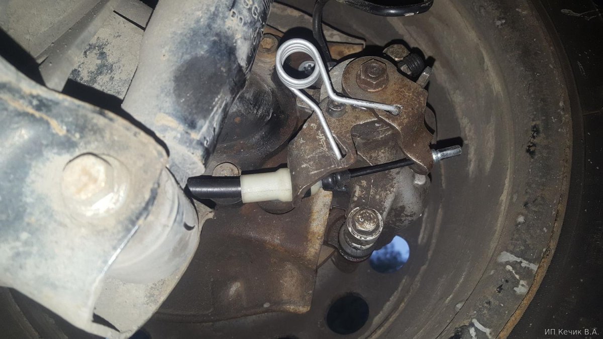 Трос ручника Ситроен с4