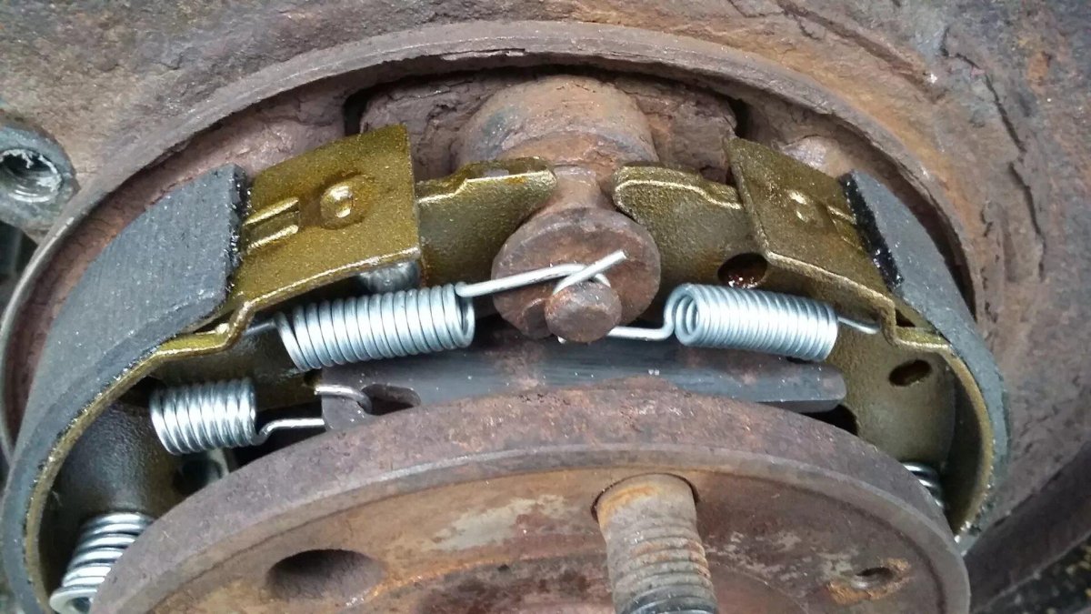 Колодки ручника Эпика 2.0