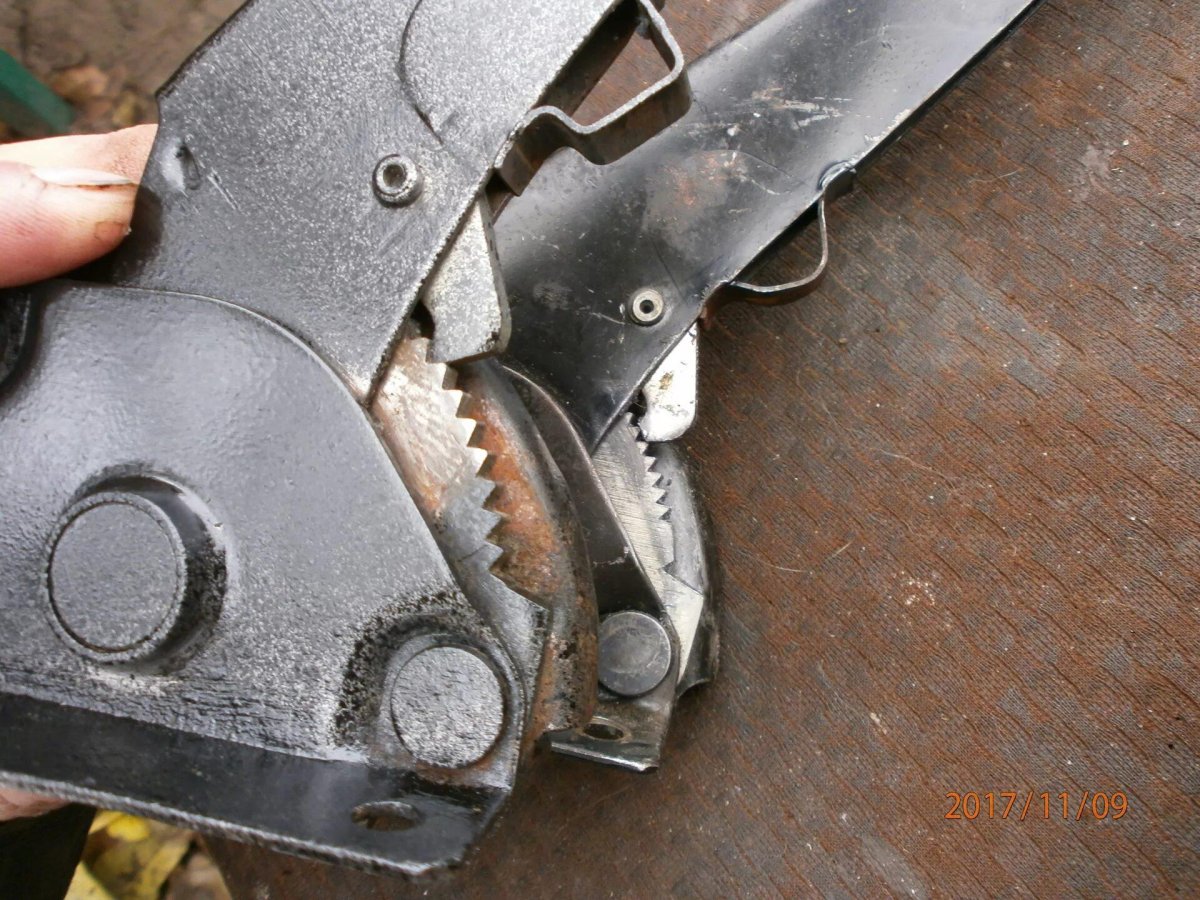 Рычаг ручника ВАЗ 2106