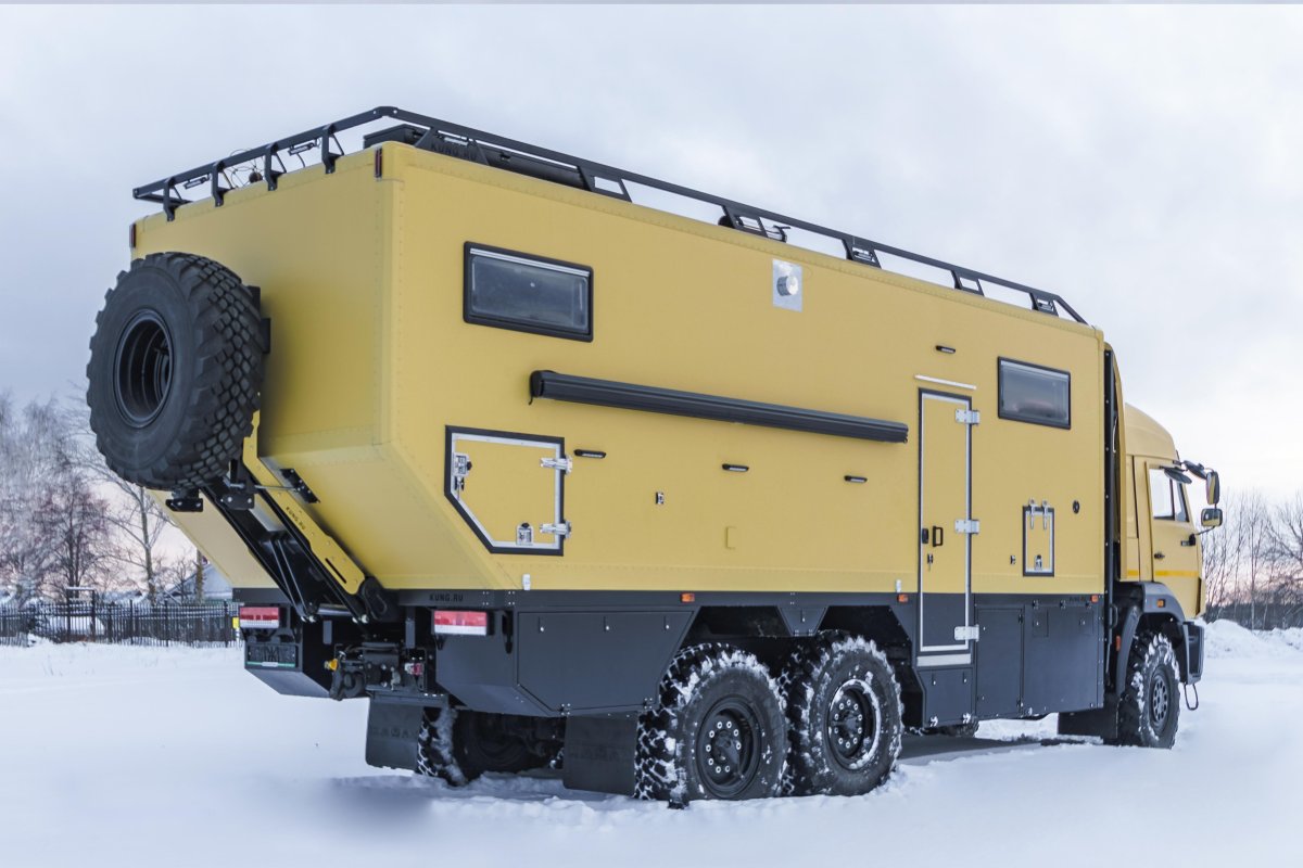 Премиум-автодом КАМАЗ 43118 С