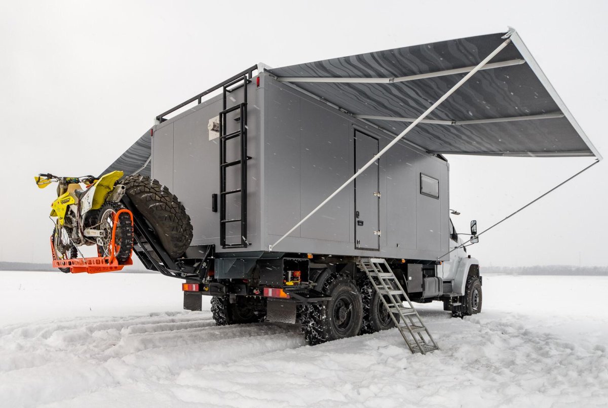 Урал Некст 6х6 автодом