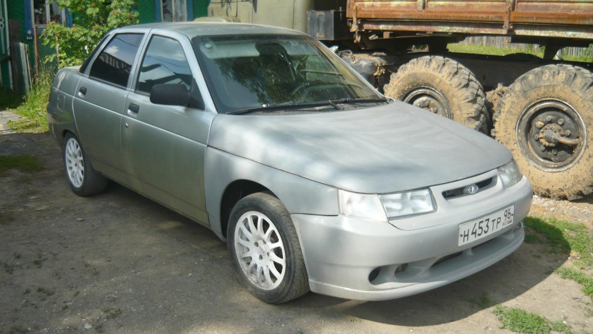 Пластиковый обвес ВАЗ 2110