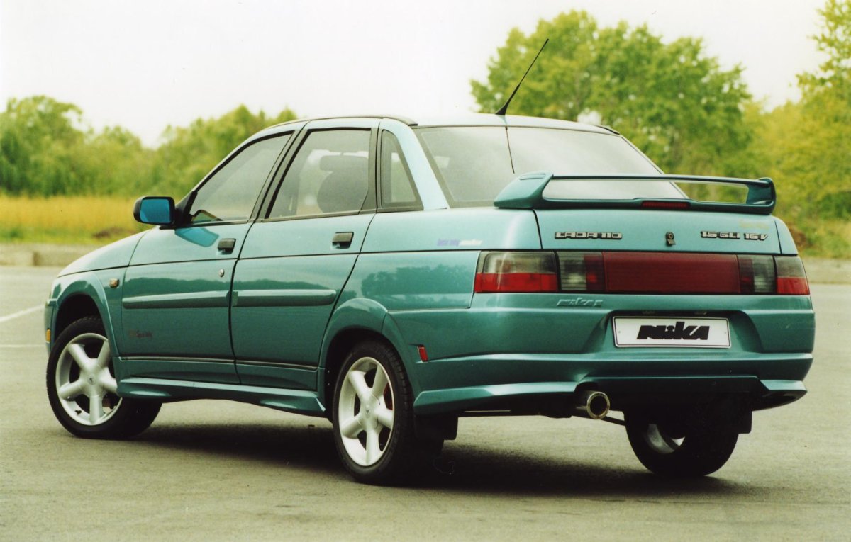 ВАЗ-2110 (Lada 110)