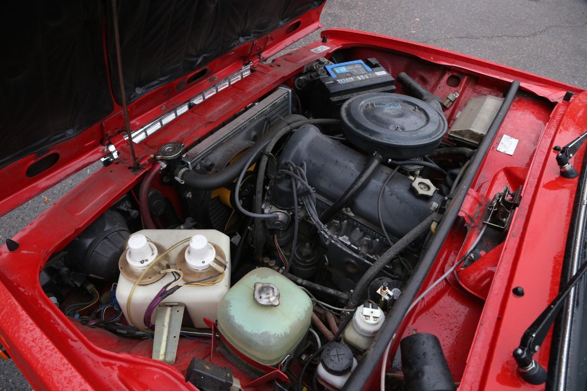 Подкапотка ВАЗ 2107 инжектор