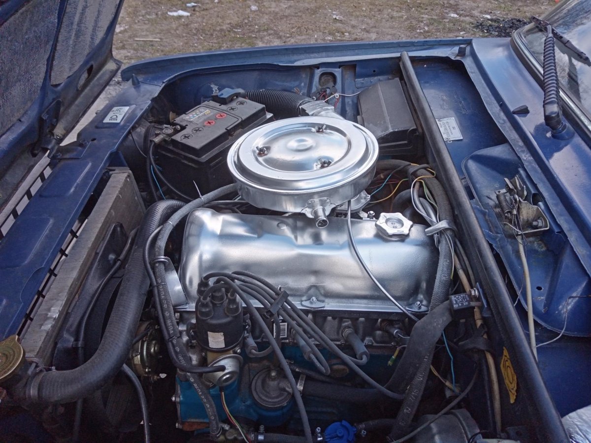 ВАЗ 2107 под капотом