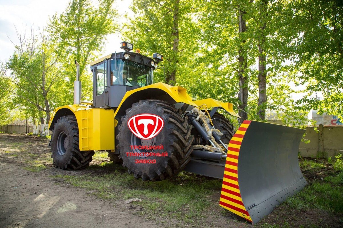 Трактор-тягач «Станислав-704»