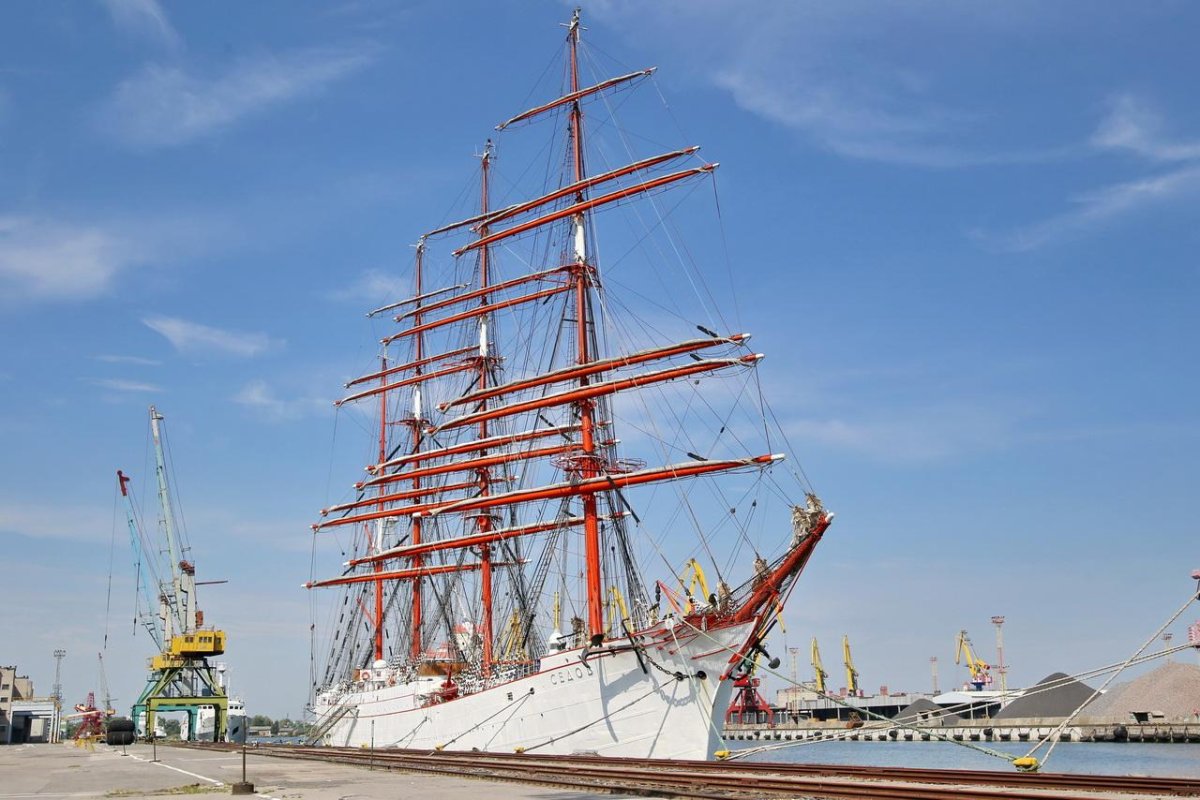 Барк Седов похожие