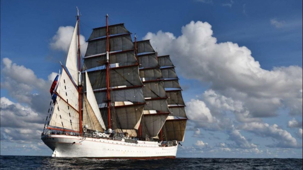 Адмирал Седов парусник