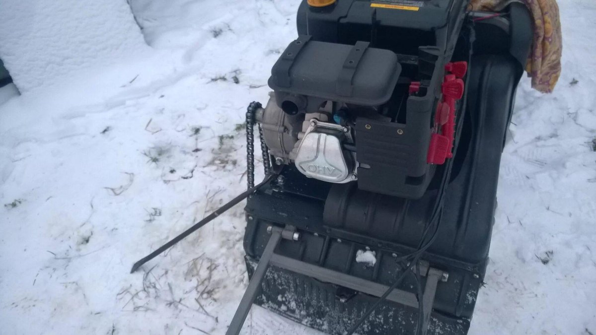 Мотобуксировщик отвод выхлопа