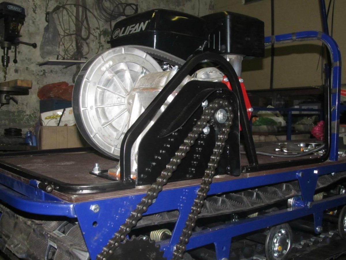 Мотобуксировщик Бурлак 600